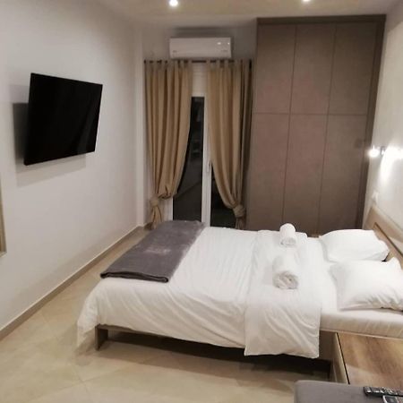 Softy Corner Vipgreece Apartment Athena Bagian luar foto