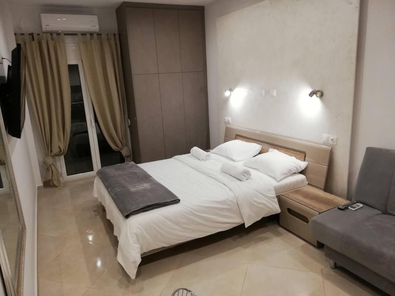 Softy Corner Vipgreece Apartment Athena Bagian luar foto
