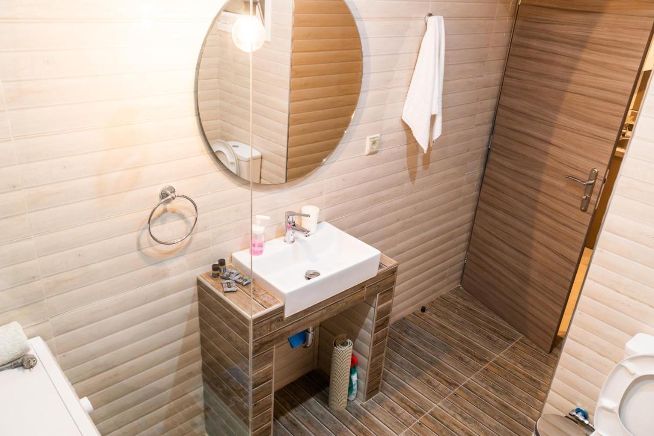 Softy Corner Vipgreece Apartment Athena Bagian luar foto