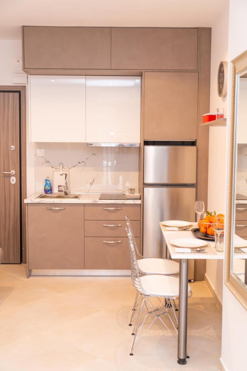 Softy Corner Vipgreece Apartment Athena Bagian luar foto