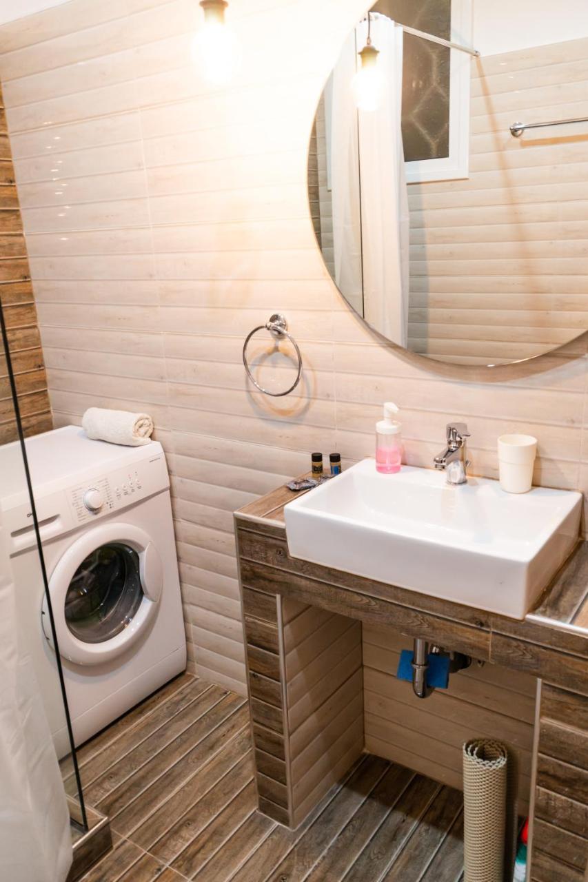 Softy Corner Vipgreece Apartment Athena Bagian luar foto