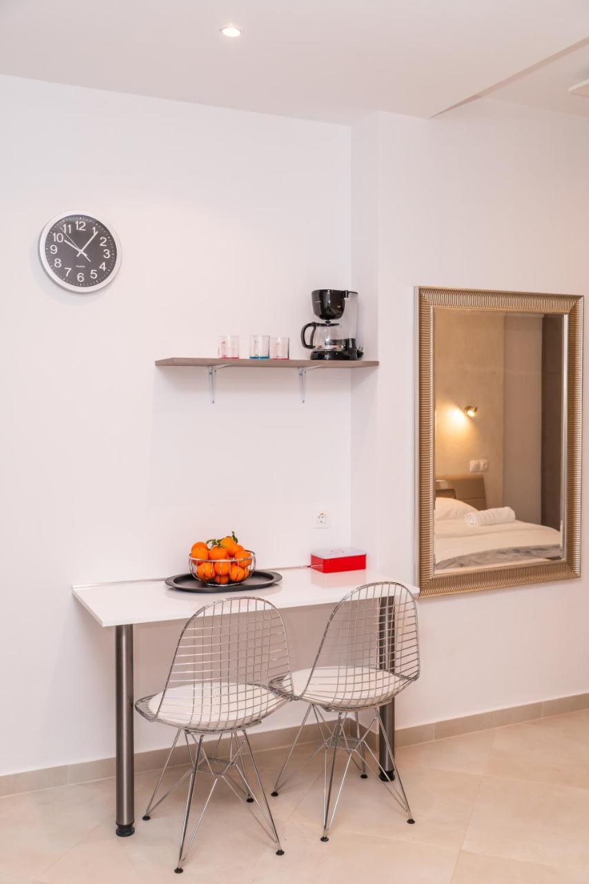 Softy Corner Vipgreece Apartment Athena Bagian luar foto