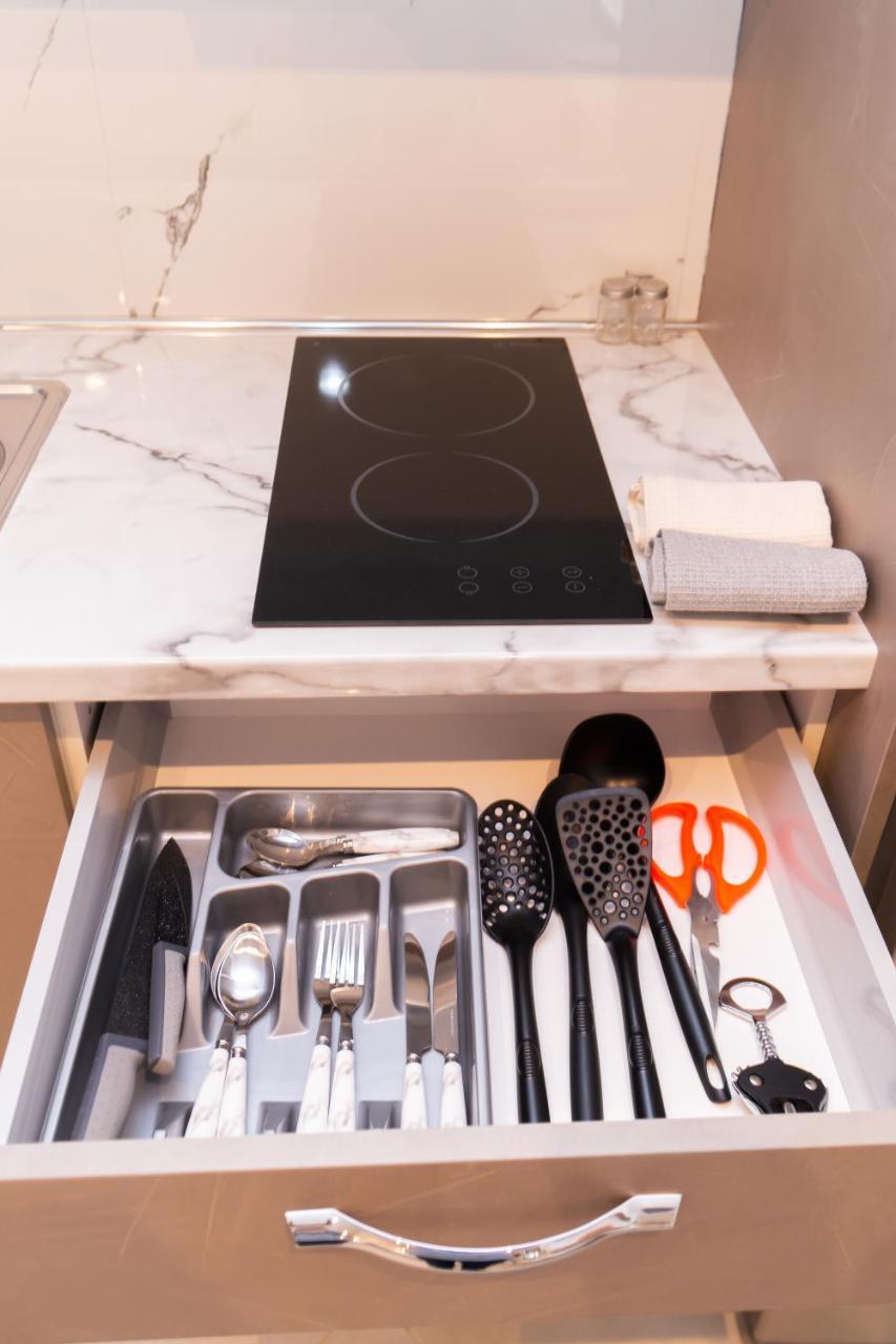 Softy Corner Vipgreece Apartment Athena Bagian luar foto